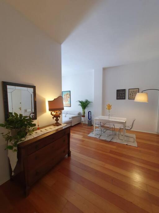 Daisy Apartment - City Center La Spezia Exteriör bild